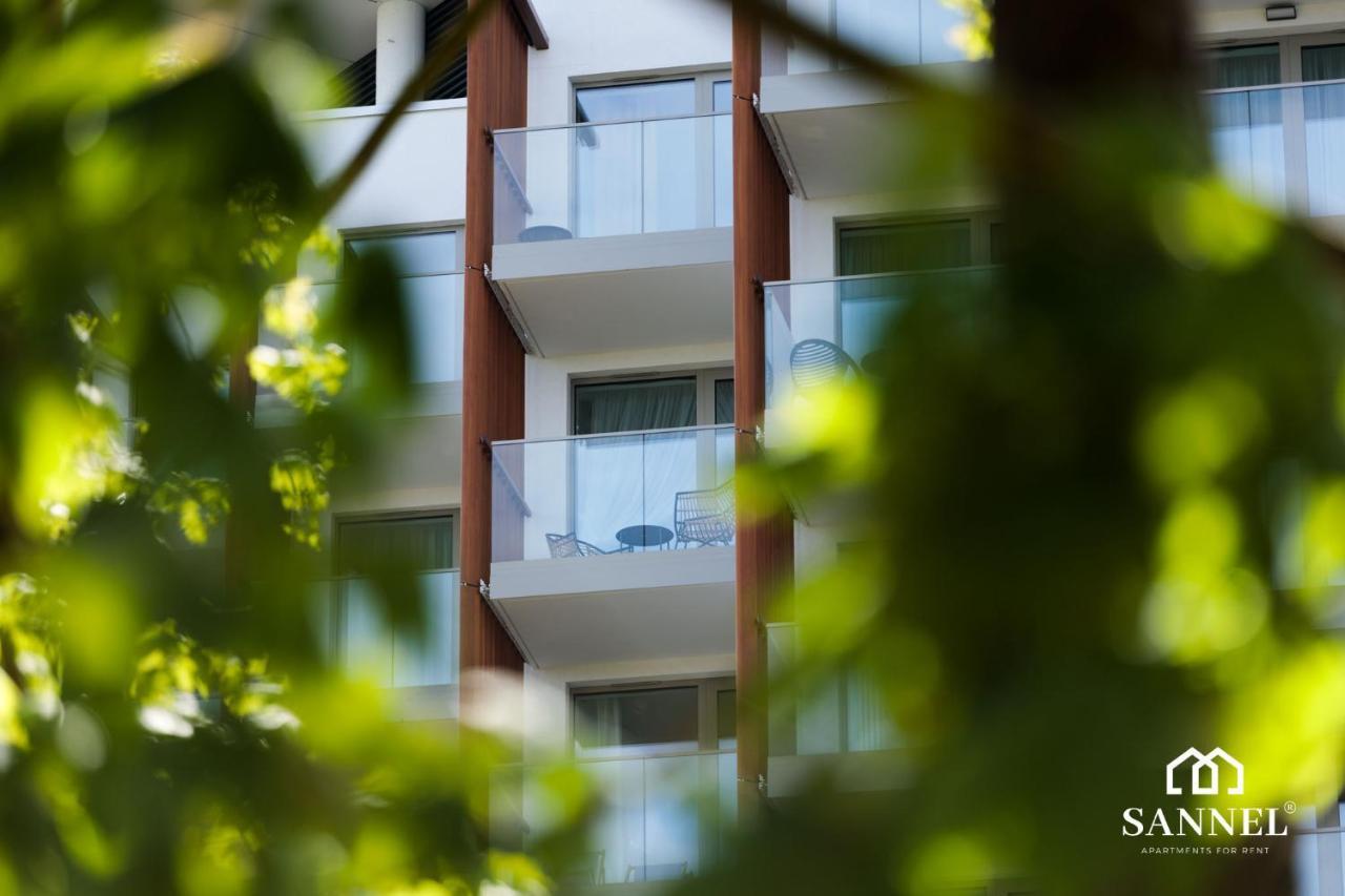 Apartament Prestige Z Dostepem Do Basenow,Strefy Saun,Jacuzzi - Pinea Apartments Pobierowo-Sannel Apartments For Rent Exterior photo